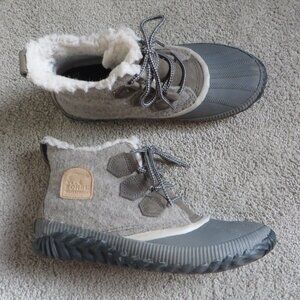 Sorel Womens Out N About Plus Snow/Rain Ankle Booties Size 7.5 Gray #NL3150-257